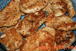    (CHICKEN PARMIGIANO)